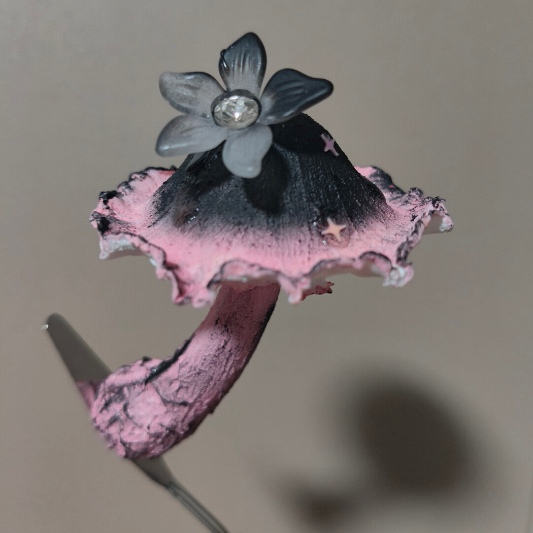 Y2K Pink Fairy Mushroom Magnet – Handmade Cute Fridge Decor